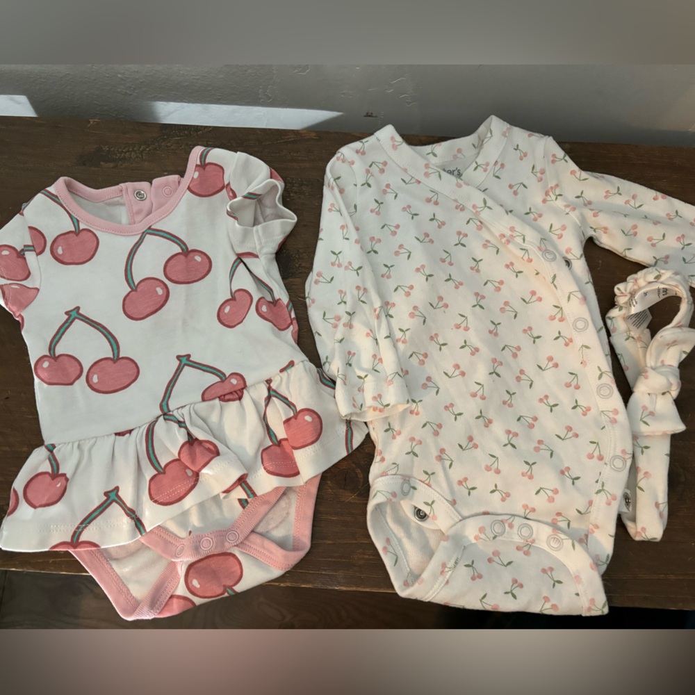 Baby girl Cherrie Onesie Bundle 0-3m